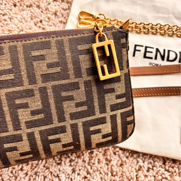 Fendi Brown jacquard FF fabric clutch with chain - Picture 7 of 9